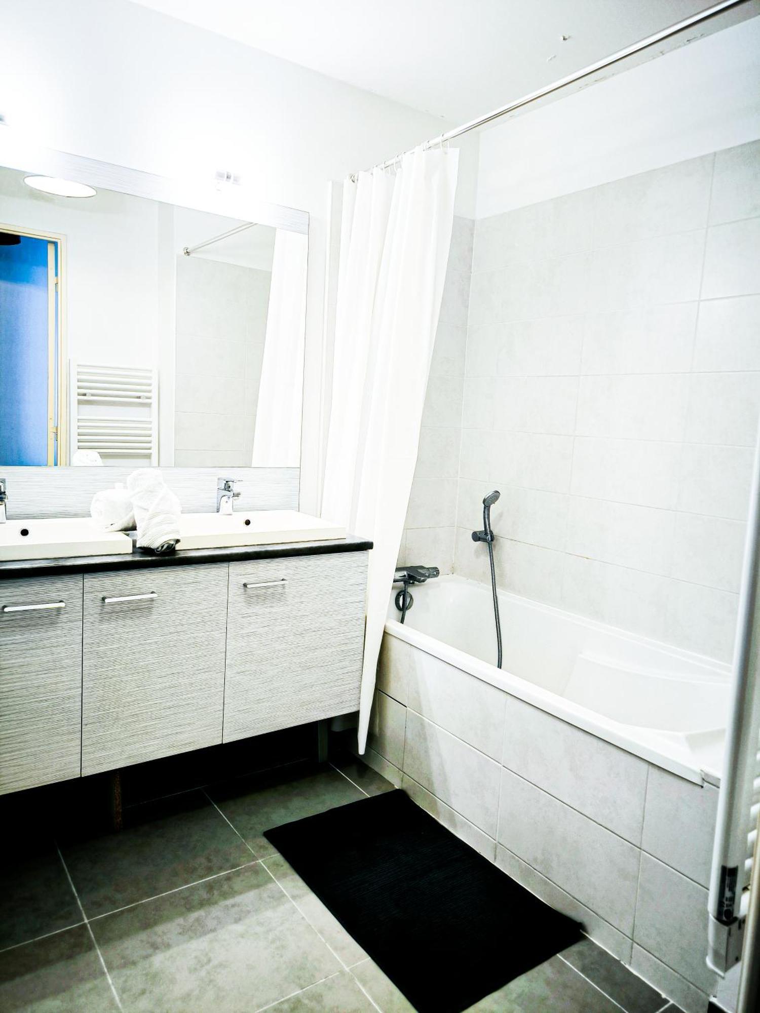 Apartmán L'Instant Aixois T3 Situe A Aix La Duranne Aix-en-Provence Exteriér fotografie